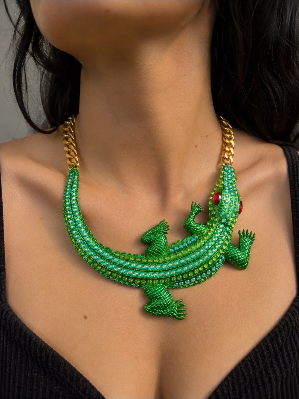 Oversized Green Rhinestone Crocodile Alligator Statement Necklace on Gold Chain - Picture 3 of 5